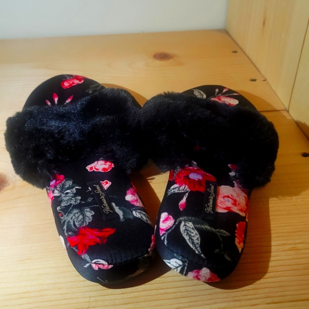 Slippers